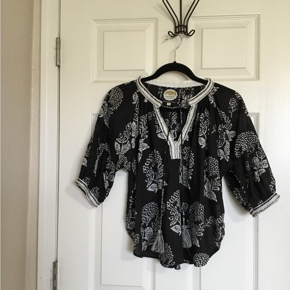 Alamwar walk the earth peasant blouse size small